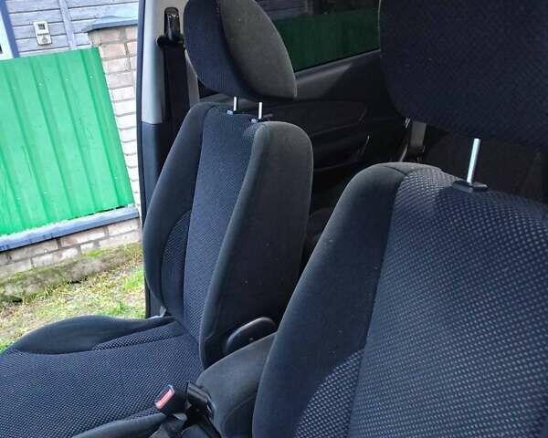 Белый Хендай Туксон, объемом двигателя 1.99 л и пробегом 191 тыс. км за 9300 $, фото 6 на Automoto.ua