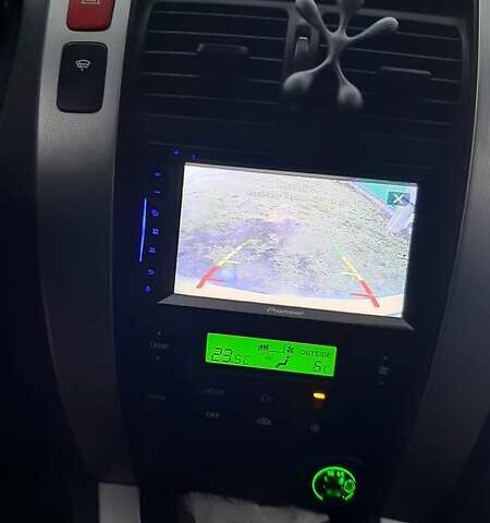 Белый Хендай Туксон, объемом двигателя 1.99 л и пробегом 191 тыс. км за 9300 $, фото 25 на Automoto.ua