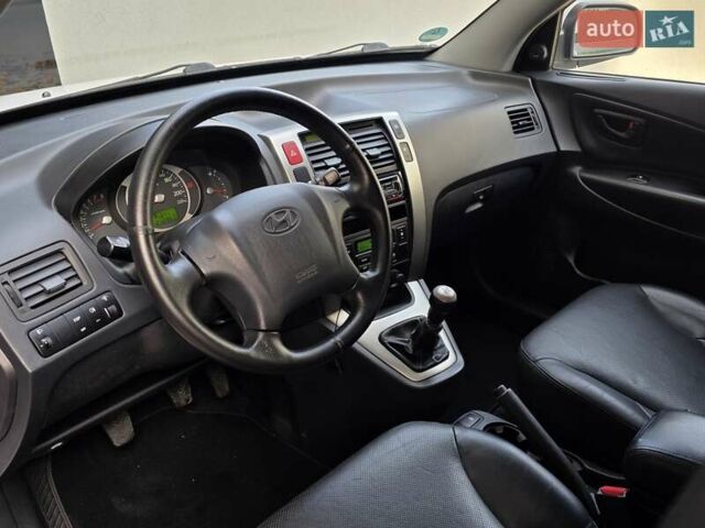 Хендай Туксон 2009 в Тернополе на Automoto.ua Белый Хендай Туксон, объемом двигателя 2 л и пробегом 212 тыс. км за 7350 $, фото 22 на Automoto.ua