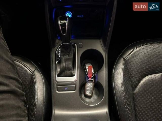 Хендай Туксон 2013 в Одессе на Automoto.ua Белый Хендай Туксон, объемом двигателя 2 л и пробегом 161 тыс. км за 15500 $, фото 16 на Automoto.ua