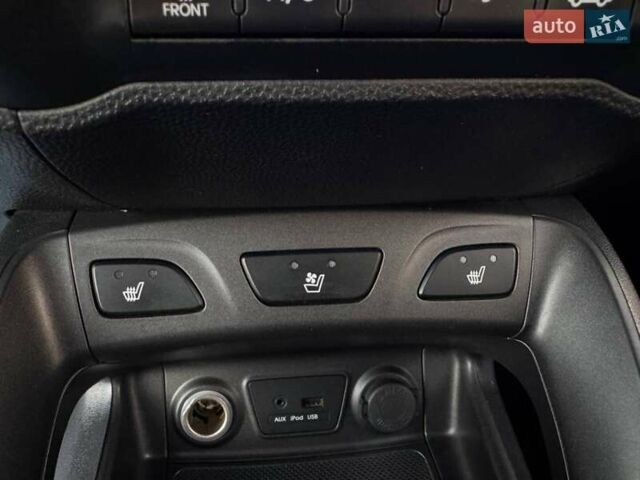 Хендай Туксон 2014 у Києві на Automoto.ua Білий Хендай Туксон, об'ємом двигуна 2 л та пробігом 196 тис. км за 14900 $, фото 15 на Automoto.ua