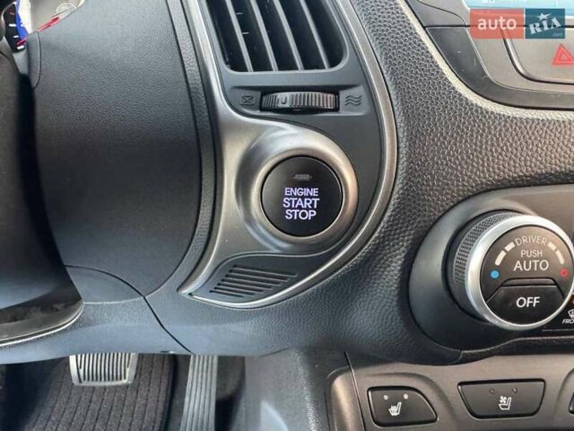 Хендай Туксон 2014 у Києві на Automoto.ua Білий Хендай Туксон, об'ємом двигуна 2 л та пробігом 196 тис. км за 14900 $, фото 11 на Automoto.ua