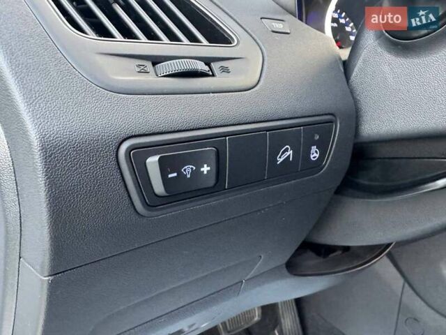 Хендай Туксон 2014 у Києві на Automoto.ua Білий Хендай Туксон, об'ємом двигуна 2 л та пробігом 196 тис. км за 14900 $, фото 9 на Automoto.ua