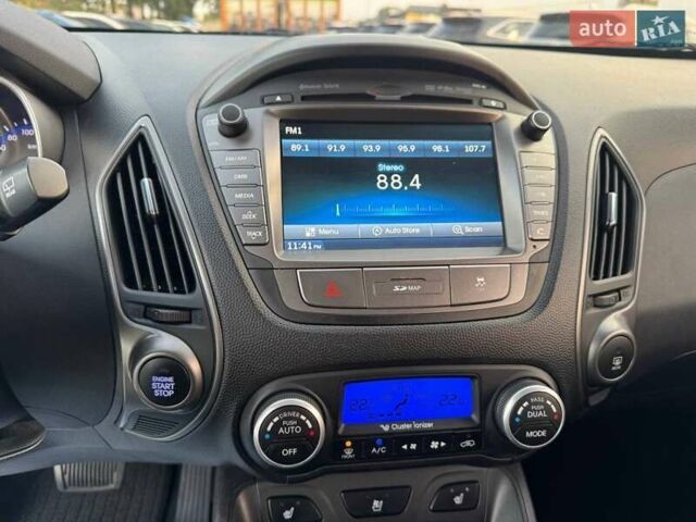 Хендай Туксон 2014 у Києві на Automoto.ua Білий Хендай Туксон, об'ємом двигуна 2 л та пробігом 196 тис. км за 14900 $, фото 12 на Automoto.ua