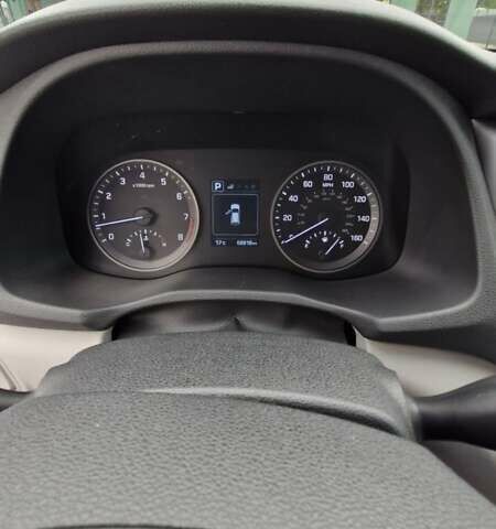 Білий Хендай Туксон, об'ємом двигуна 1.59 л та пробігом 110 тис. км за 15800 $, фото 10 на Automoto.ua