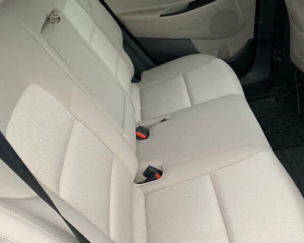 Білий Хендай Туксон, об'ємом двигуна 1.59 л та пробігом 122 тис. км за 11700 $, фото 9 на Automoto.ua