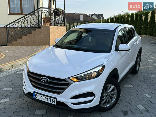Белый Хендай Туксон, объемом двигателя 2 л и пробегом 161 тыс. км за 13750 $, фото 19 на Automoto.ua