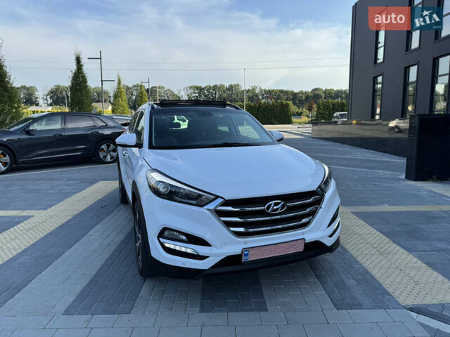 Білий Хендай Туксон, об'ємом двигуна 2 л та пробігом 169 тис. км за 16950 $, фото 2 на Automoto.ua