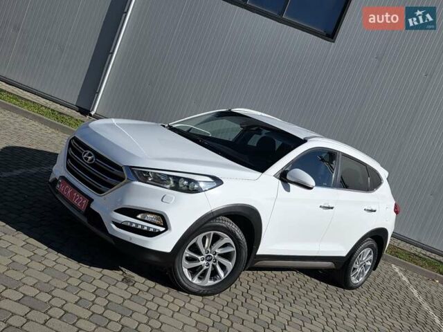 Хендай Туксон 2016 в Ивано-Франковске на Automoto.ua Белый Хендай Туксон, объемом двигателя 2 л и пробегом 148 тыс. км за 18950 $, фото 8 на Automoto.ua