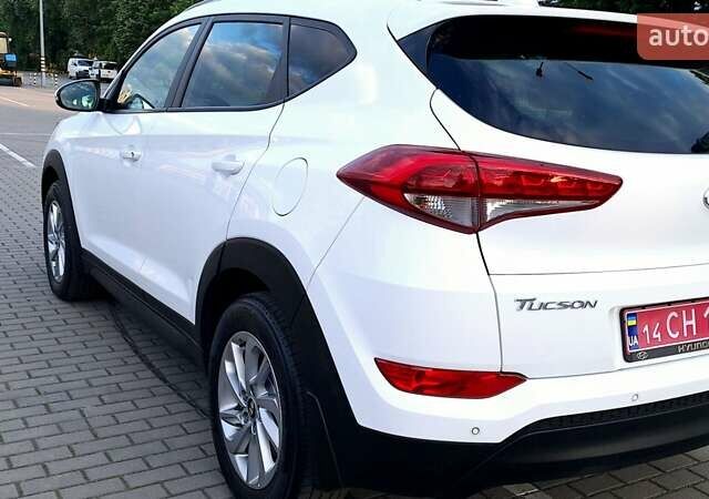 Хендай Туксон 2016 в Коломые на Automoto.ua Белый Хендай Туксон, объемом двигателя 2 л и пробегом 221 тыс. км за 16400 $, фото 40 на Automoto.ua