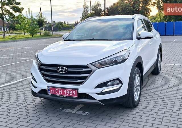 Хендай Туксон 2016 в Коломые на Automoto.ua Белый Хендай Туксон, объемом двигателя 2 л и пробегом 221 тыс. км за 16300 $, фото 14 на Automoto.ua