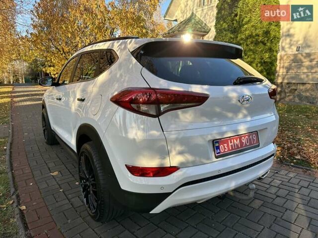 Білий Хендай Туксон, об'ємом двигуна 2 л та пробігом 148 тис. км за 22500 $, фото 6 на Automoto.ua