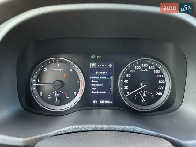 Білий Хендай Туксон, об'ємом двигуна 2 л та пробігом 148 тис. км за 22500 $, фото 34 на Automoto.ua