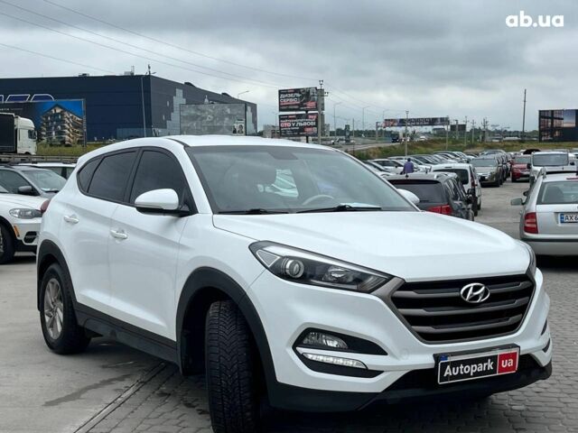 Белый Хендай Туксон, объемом двигателя 2 л и пробегом 147 тыс. км за 18740 $, фото 2 на Automoto.ua