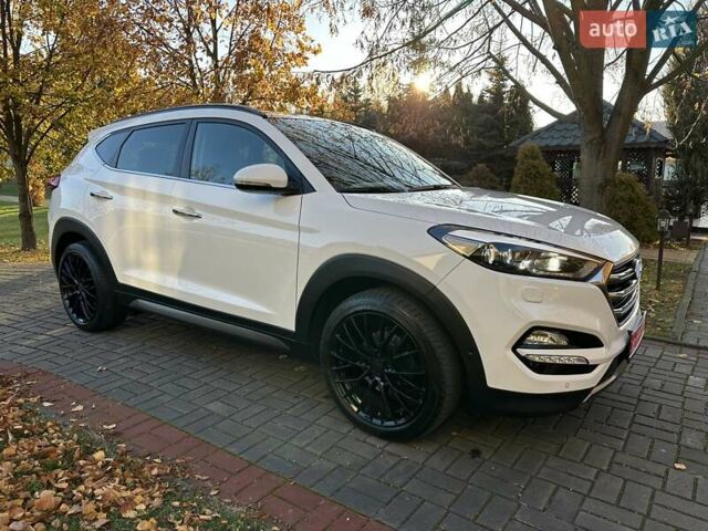 Білий Хендай Туксон, об'ємом двигуна 2 л та пробігом 148 тис. км за 22500 $, фото 8 на Automoto.ua