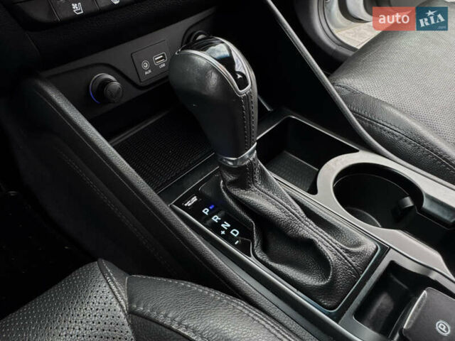 Хендай Туксон 2016 в Ивано-Франковске на Automoto.ua Белый Хендай Туксон, объемом двигателя 2 л и пробегом 95 тыс. км за 22850 $, фото 67 на Automoto.ua