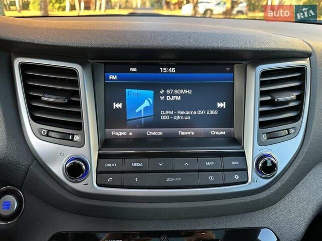 Білий Хендай Туксон, об'ємом двигуна 2 л та пробігом 148 тис. км за 22500 $, фото 24 на Automoto.ua