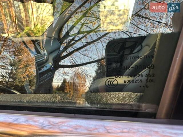 Білий Хендай Туксон, об'ємом двигуна 2 л та пробігом 148 тис. км за 22500 $, фото 45 на Automoto.ua
