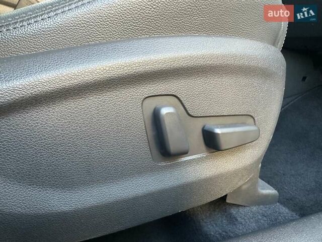 Білий Хендай Туксон, об'ємом двигуна 2 л та пробігом 148 тис. км за 22500 $, фото 57 на Automoto.ua