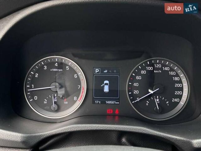 Белый Хендай Туксон, объемом двигателя 2 л и пробегом 147 тыс. км за 18740 $, фото 33 на Automoto.ua