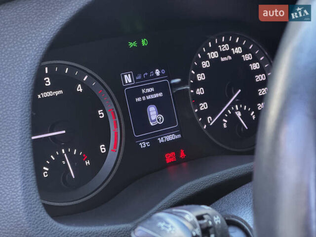 Хендай Туксон 2016 в Одессе на Automoto.ua Белый Хендай Туксон, объемом двигателя 2 л и пробегом 148 тыс. км за 20500 $, фото 15 на Automoto.ua