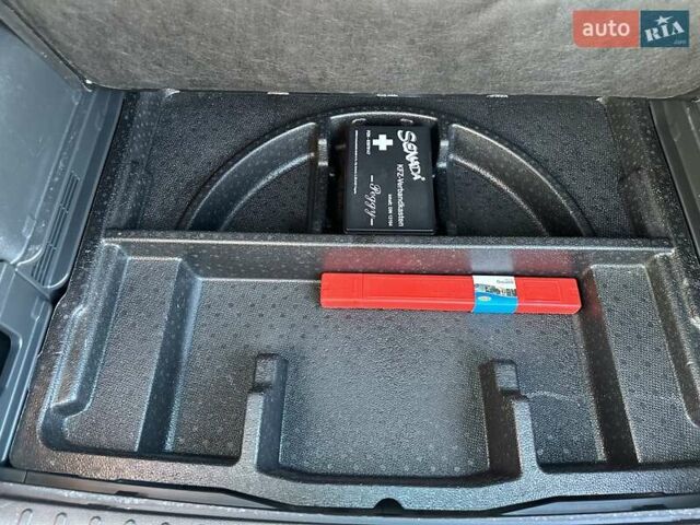 Білий Хендай Туксон, об'ємом двигуна 2 л та пробігом 148 тис. км за 22500 $, фото 75 на Automoto.ua