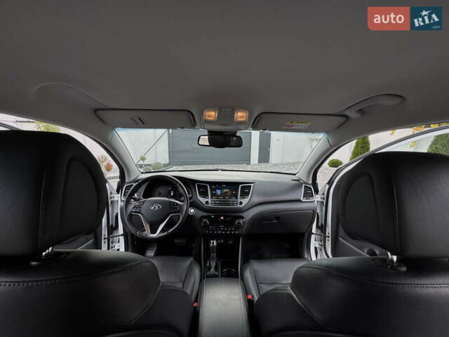 Хендай Туксон 2016 в Ивано-Франковске на Automoto.ua Белый Хендай Туксон, объемом двигателя 2 л и пробегом 95 тыс. км за 22850 $, фото 76 на Automoto.ua