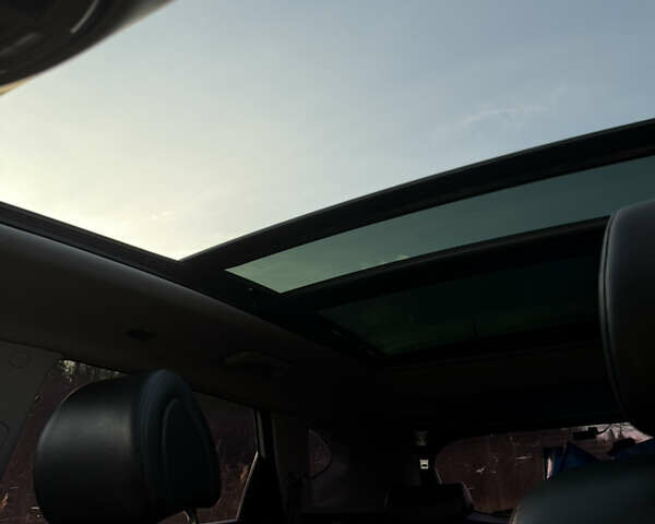 Белый Хендай Туксон, объемом двигателя 2 л и пробегом 184 тыс. км за 19700 $, фото 12 на Automoto.ua