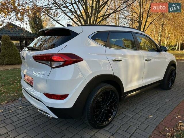 Білий Хендай Туксон, об'ємом двигуна 2 л та пробігом 148 тис. км за 22500 $, фото 10 на Automoto.ua