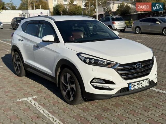Хендай Туксон 2016 в Одессе на Automoto.ua Белый Хендай Туксон, объемом двигателя 2 л и пробегом 91 тыс. км за 20500 $, фото 9 на Automoto.ua