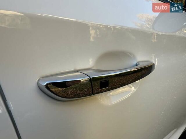 Білий Хендай Туксон, об'ємом двигуна 2 л та пробігом 148 тис. км за 22500 $, фото 60 на Automoto.ua