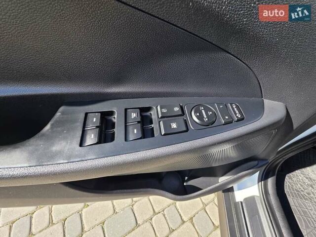 Хендай Туксон 2016 в Ивано-Франковске на Automoto.ua Белый Хендай Туксон, объемом двигателя 2 л и пробегом 148 тыс. км за 18950 $, фото 102 на Automoto.ua