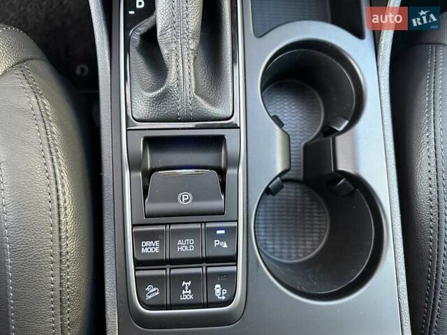 Білий Хендай Туксон, об'ємом двигуна 2 л та пробігом 148 тис. км за 22500 $, фото 29 на Automoto.ua