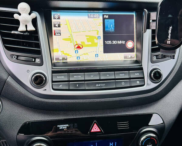 Белый Хендай Туксон, объемом двигателя 2 л и пробегом 173 тыс. км за 17200 $, фото 18 на Automoto.ua