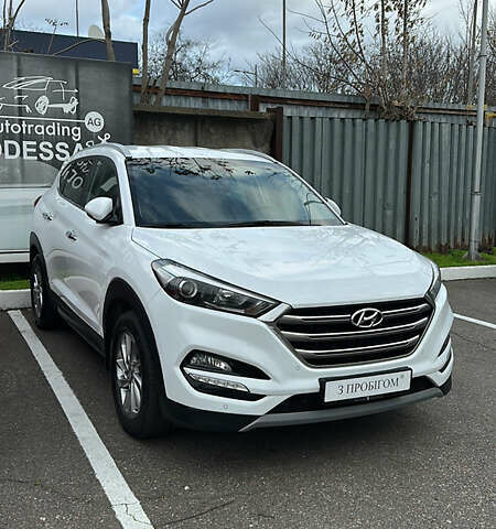 Білий Хендай Туксон, об'ємом двигуна 1.59 л та пробігом 82 тис. км за 17300 $, фото 10 на Automoto.ua
