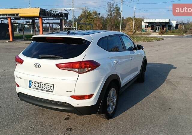 Хендай Туксон 2016 у Харкові на Automoto.ua Білий Хендай Туксон, об'ємом двигуна 2 л та пробігом 121 тис. км за 17800 $, фото 2 на Automoto.ua