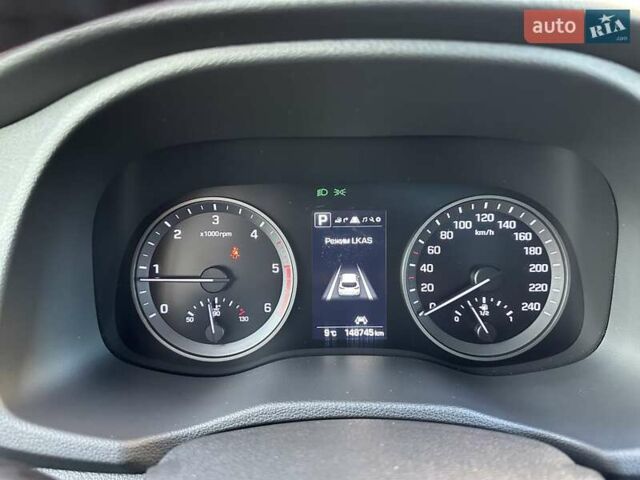 Білий Хендай Туксон, об'ємом двигуна 2 л та пробігом 148 тис. км за 22500 $, фото 35 на Automoto.ua