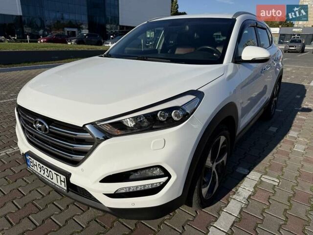 Хендай Туксон 2016 в Одессе на Automoto.ua Белый Хендай Туксон, объемом двигателя 2 л и пробегом 91 тыс. км за 20500 $, фото 1 на Automoto.ua
