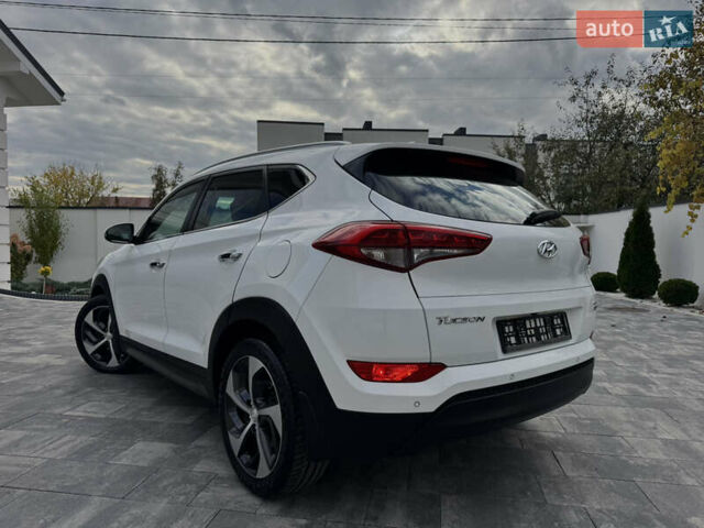 Хендай Туксон 2016 в Ивано-Франковске на Automoto.ua Белый Хендай Туксон, объемом двигателя 2 л и пробегом 95 тыс. км за 22850 $, фото 26 на Automoto.ua
