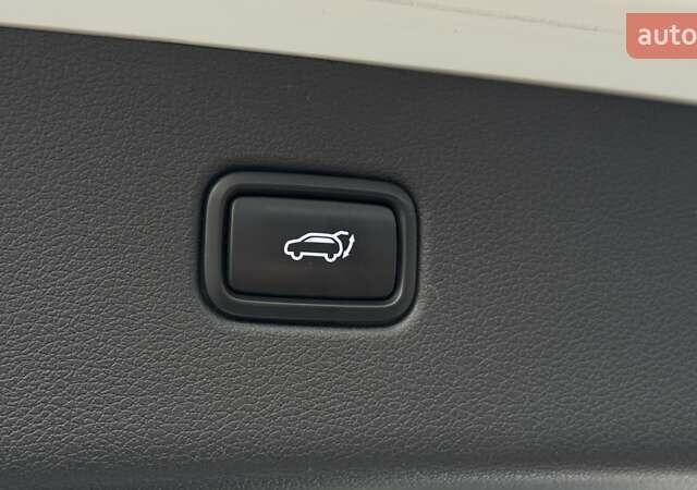 Белый Хендай Туксон, объемом двигателя 2 л и пробегом 82 тыс. км за 19000 $, фото 20 на Automoto.ua