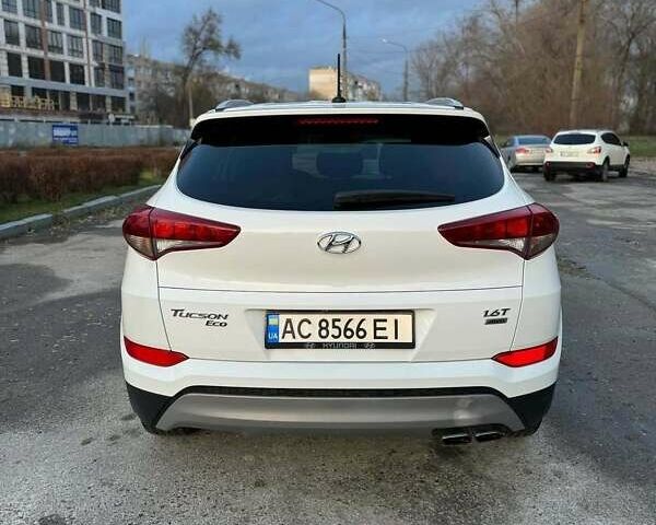 Хендай Туксон 2017 в Львове на Automoto.ua Белый Хендай Туксон, объемом двигателя 1.59 л и пробегом 93 тыс. км за 18300 $, фото 5 на Automoto.ua
