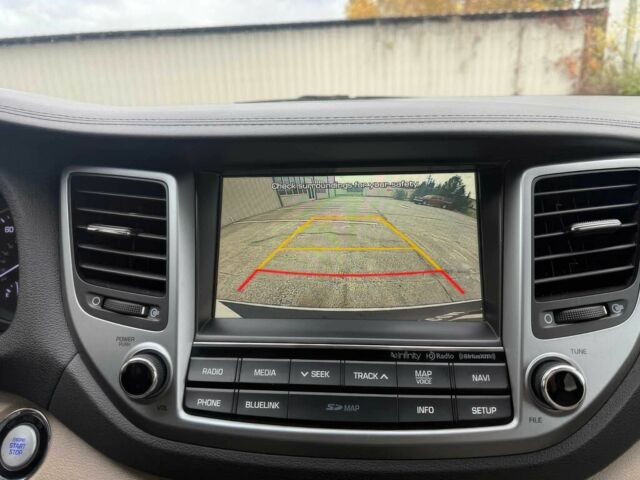 Белый Хендай Туксон, объемом двигателя 1.6 л и пробегом 62 тыс. км за 10200 $, фото 10 на Automoto.ua