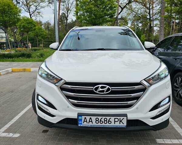 Білий Хендай Туксон, об'ємом двигуна 2 л та пробігом 80 тис. км за 20000 $, фото 1 на Automoto.ua