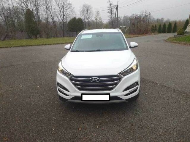 Білий Хендай Туксон, об'ємом двигуна 1.6 л та пробігом 85 тис. км за 10600 $, фото 9 на Automoto.ua