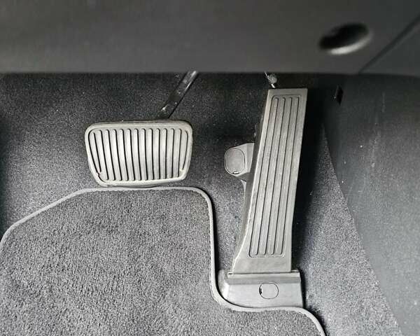 Білий Хендай Туксон, об'ємом двигуна 2 л та пробігом 80 тис. км за 20000 $, фото 17 на Automoto.ua