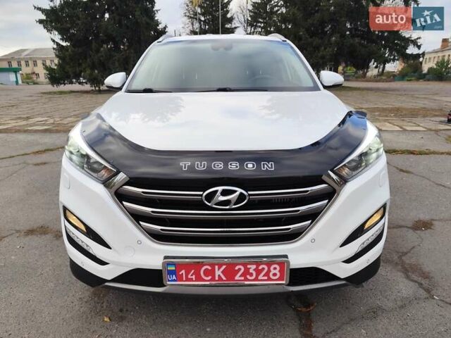 Белый Хендай Туксон, объемом двигателя 2 л и пробегом 217 тыс. км за 18300 $, фото 50 на Automoto.ua