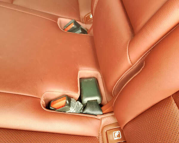 Белый Хендай Туксон, объемом двигателя 2 л и пробегом 68 тыс. км за 27000 $, фото 10 на Automoto.ua