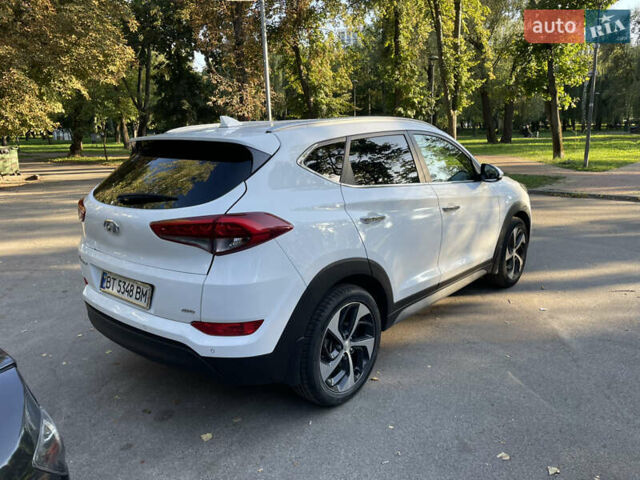 Белый Хендай Туксон, объемом двигателя 2 л и пробегом 67 тыс. км за 18200 $, фото 8 на Automoto.ua