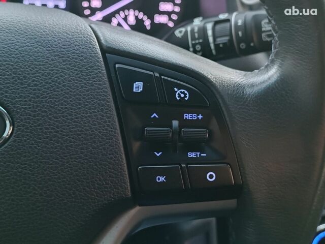 Белый Хендай Туксон, объемом двигателя 2 л и пробегом 146 тыс. км за 16490 $, фото 23 на Automoto.ua