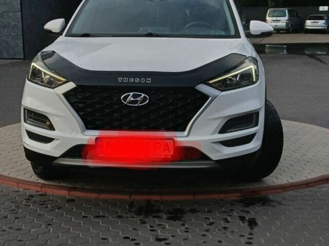 Білий Хендай Туксон, об'ємом двигуна 1.6 л та пробігом 168 тис. км за 20000 $, фото 1 на Automoto.ua